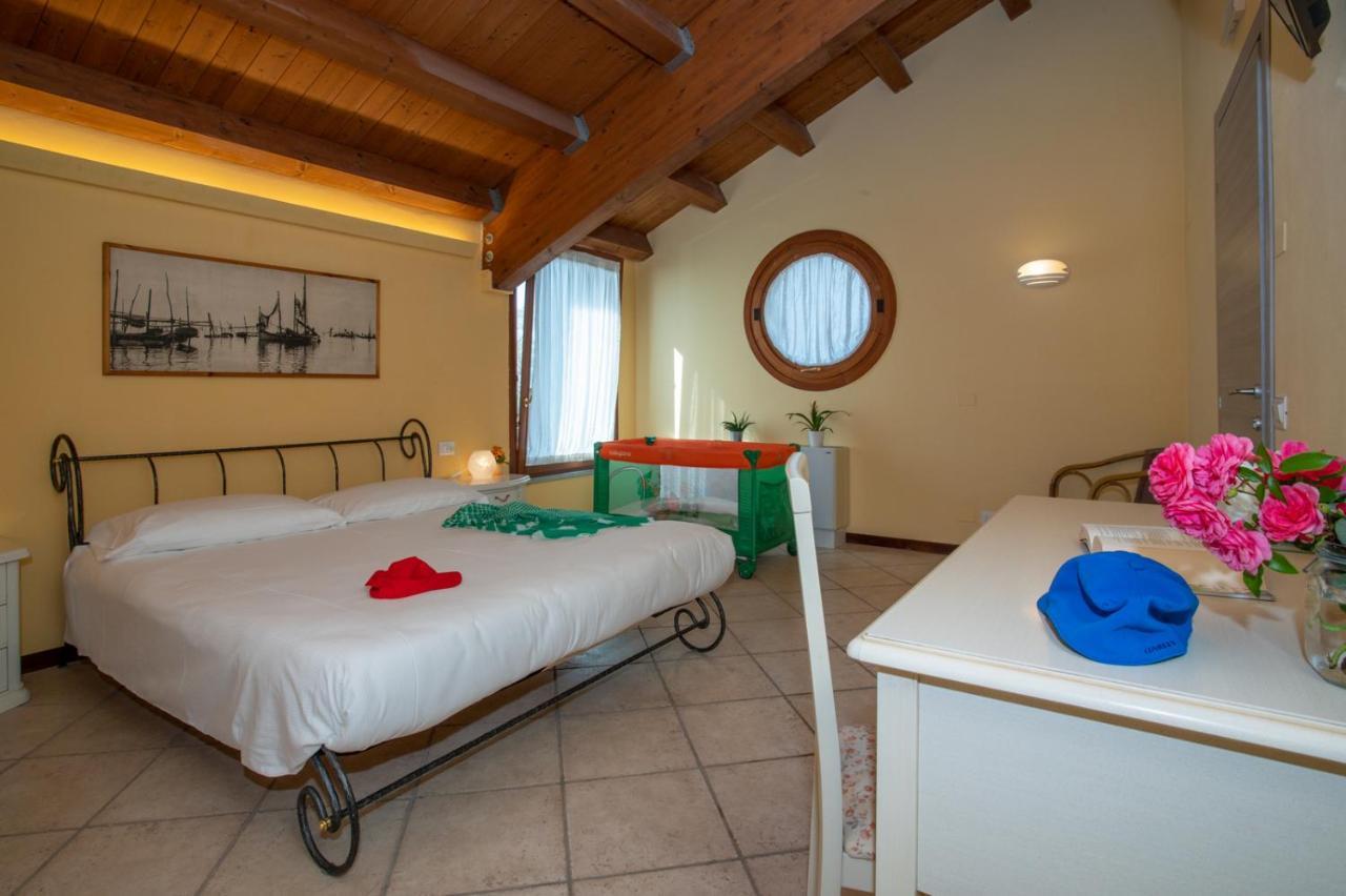 Hotel Caneo Fossalon Exterior photo